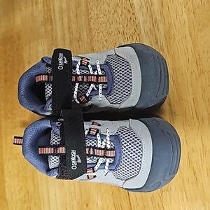 Boy 6 m OshKosh sneakers (B8.12)